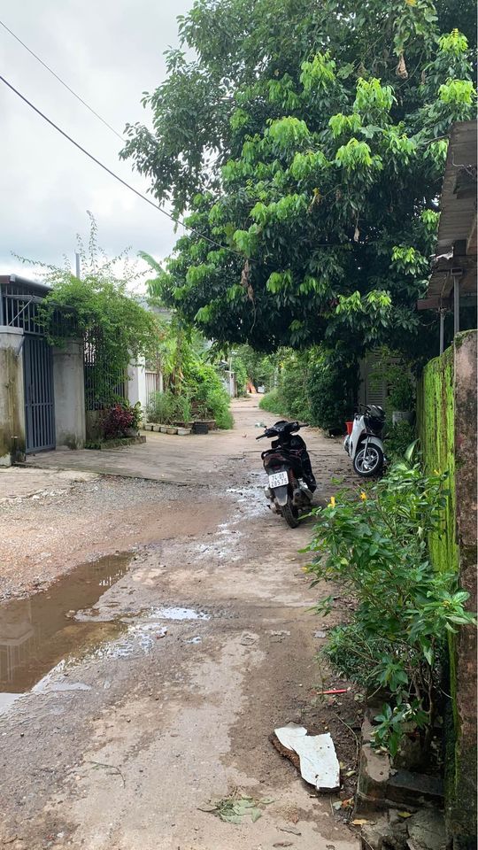 Chính chủ gửi Bán lô đất ngay trung tâm TP. Sau lưng chợ lê lợi. Đường oto thông. Góc 2 mặt tiền