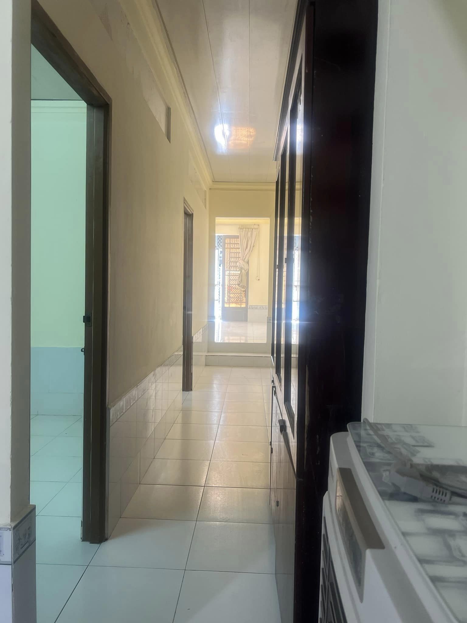 Cho thuê nhà nguyên căn Phường 7 BL Nhà có 1 phòng khách, 2 phòng ngủ, 1 phòng bếp, 1 WC và sân sau