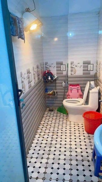 CHO THUÊ NHÀ 2 TẦNG ngõ Bình lộc phường Tân Bình, gàn trường, gần chợ,chùa Bình lâu...
