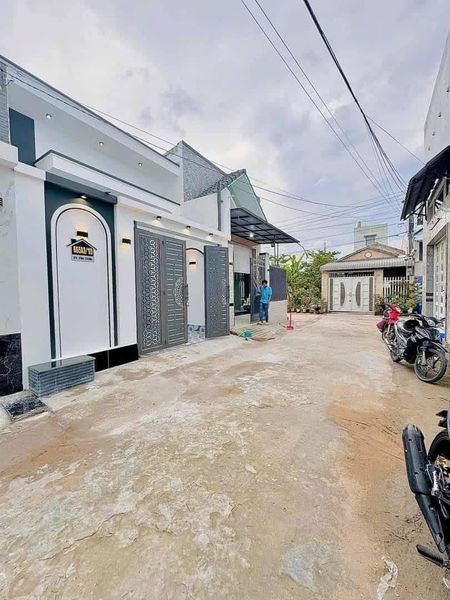 NHÀ TRỆT DIỆN TÍCH RỘNG - TỔ 10 KDC HẠNH PHÚC - ĐƯỜNG VĂN LINH - BÌNH THỦY - TP CẦN THƠ
