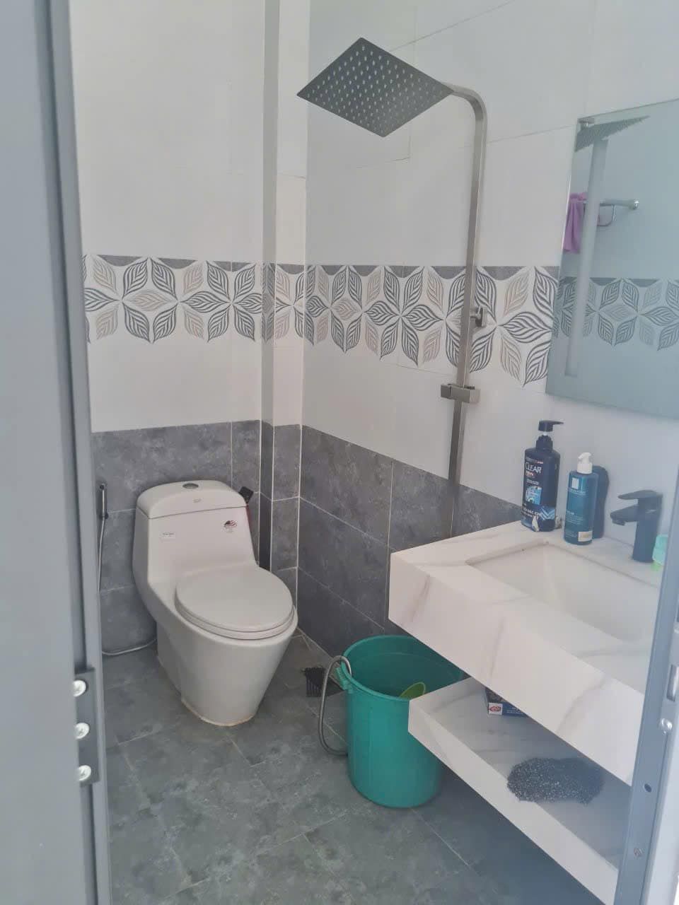 CHO THUÊ NHÀ Mặt tiền HÀ HOÀNG HỔ 2 LẦU THÍCH HỢP KINH DOANH Diện tích 4,8m x 16m (2LẦU)