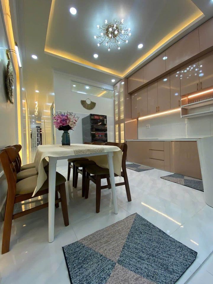 NHÀ NGAY TRUNG TÂM PHƯỜNG 1 - ĐƯỜNG 2 THÁNG 9, TP VĨNH LONG