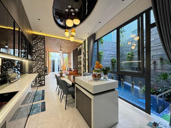 Nhà Ngay trung tâm Đà Nẵng với sân vườn,hồ bơi,hồ cá 100m2 trung tâm quận Thanh Khê gần CoopMart.