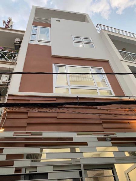 Nhà Hẻm 1/ Đường Nguyễn Thượng Hiền Phường 5 Bình Thạnh - Hẻm Ô Tô - DT 40m2 ngang 4m Giá 7.5 tỷ