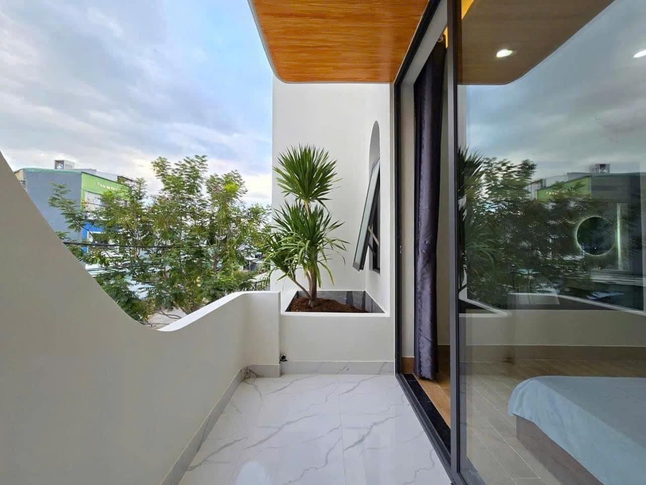 Bán Nhà 3 Tầng Mt Hoà Phú Hoà Minh Q.liên Chiểu Đường 5m5 Lề 3m Dtđ 80m2 Ngang 5m
