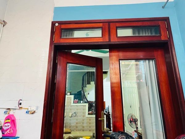 CHÍNH CHỦ NHỜ BÁN NHÀ KINH DOANH ĐẠI ĐỒNG, ĐẠI MẠCH, GIÁ CHỈ NHỈNH 5 TỶ