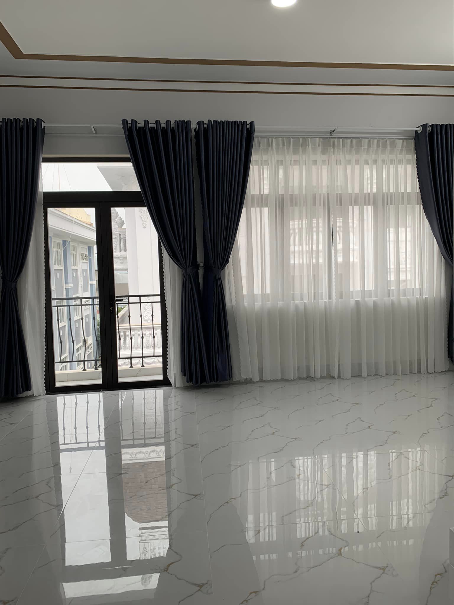 Cho thuê nhà nguyên căn Cổng sau khu Hoàng gia, đối diện bên hông Ủy ban phường 5, TP Cà Mau