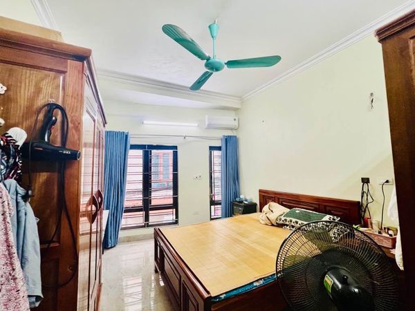 CHÍNH CHỦ NHỜ BÁN NHÀ KINH DOANH ĐẠI ĐỒNG, ĐẠI MẠCH, GIÁ CHỈ NHỈNH 5 TỶ