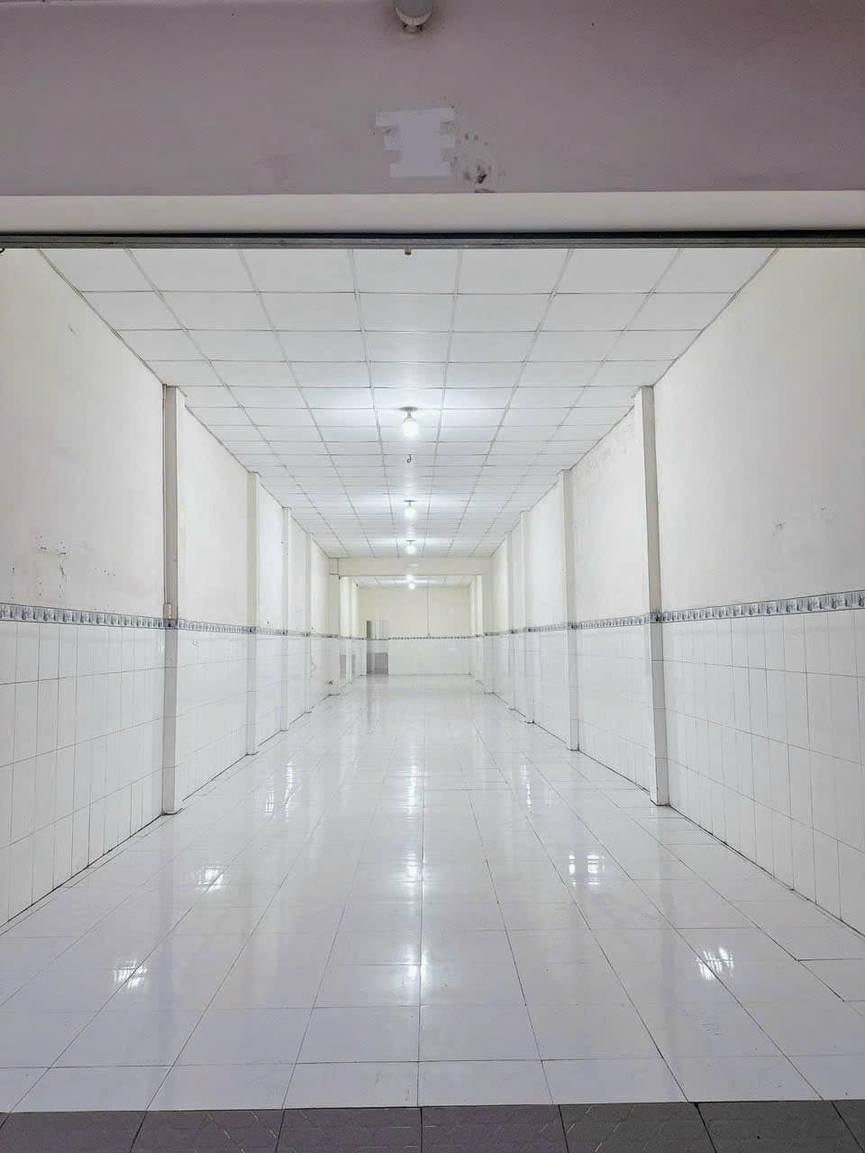 Cho thuê nhà nguyên căn vừa ở vừa kinh doanh tuyệt vời phường 5, tp Tân An, Long An