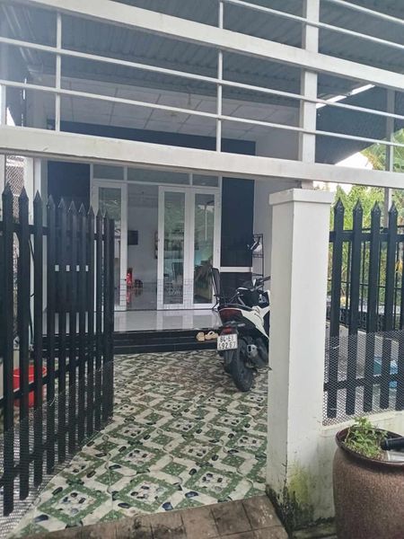 Cần bán căn nhà hẻm đường Nguyễn Đáng nối dài gần vòng xoay Bệnh viện mới Trà Vinh