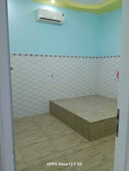 CHO THUÊ NHÀ GỐC 2 MẶT TIỀN HẺM PHƯỜNG PHÚ TÂN.