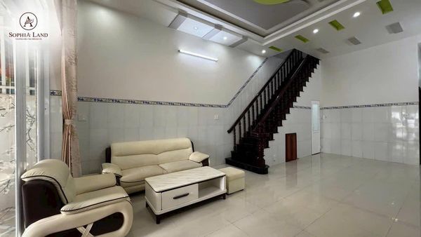 NHÀ HOÀN THIỆN DỌN VÀO Ở NGAY CHƯA TỚI 3 TỶ P18, đường Trần Bạch Đằng Rạch Giá