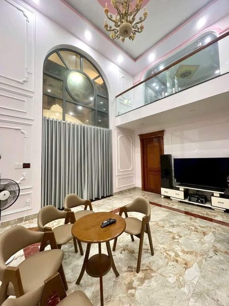Cho thuê biệt thự trong Khu đô Thị Hưng Phú - TP Bến Tre