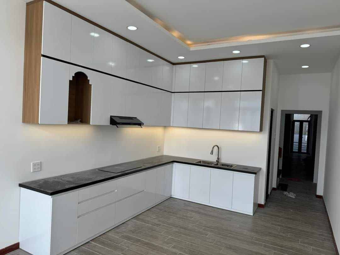 Cho thuê nhà nguyên căn mới - mặt tiền Trần Hưng Đạo giá 15 triệu/tháng