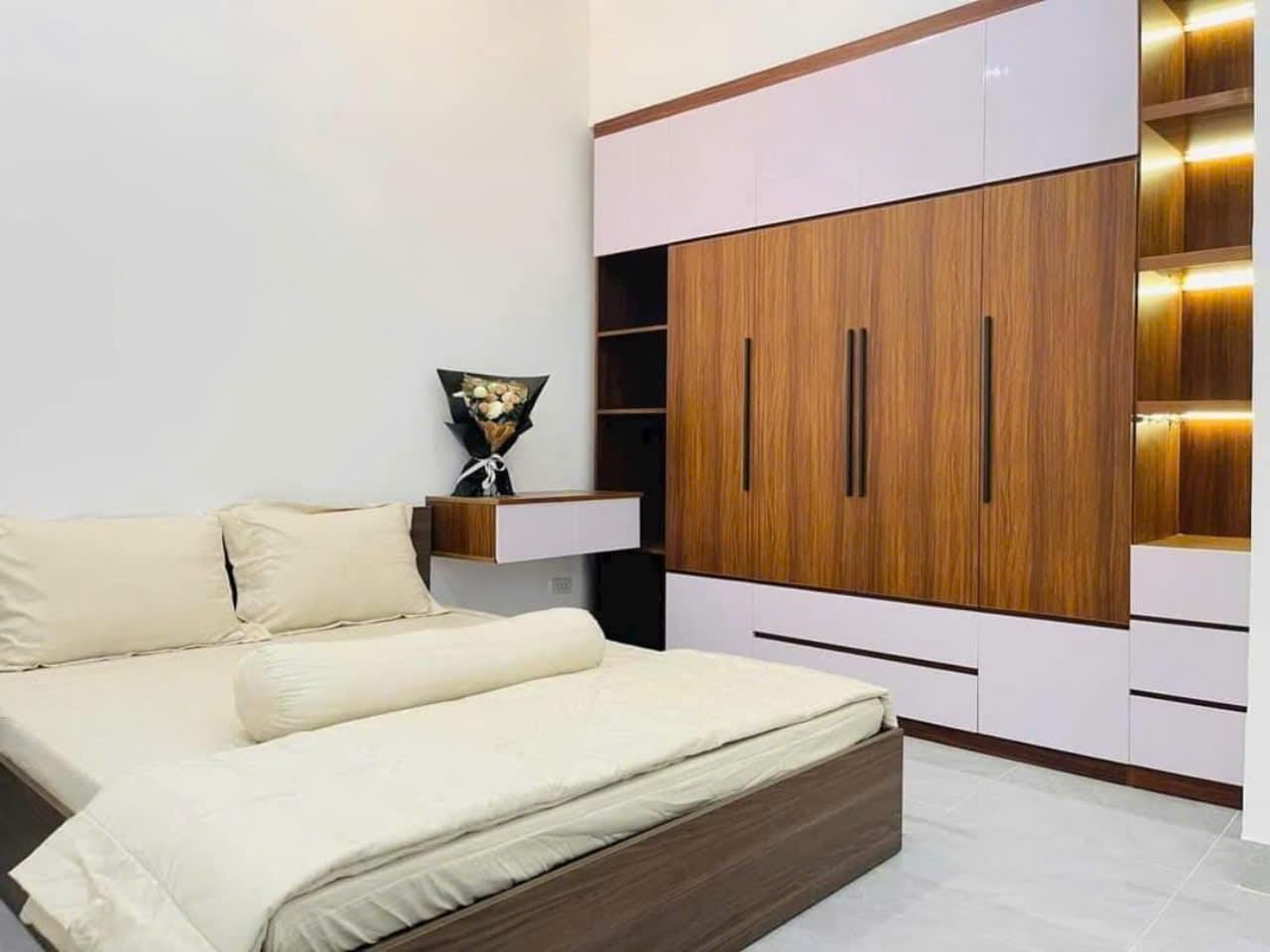 Nhà trệt lầu mái thái , trung tâm P. Phú Lợi Tp TDM BD