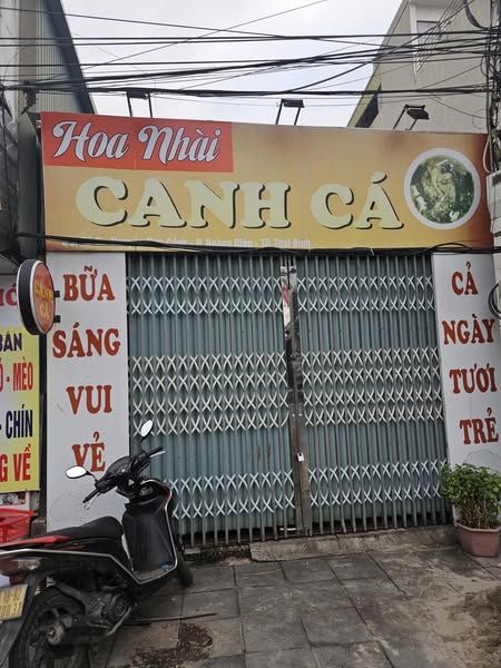 Cho thuê nhà mặt đường Nguyên Đức Cảnh, Thái Bình ngang 4,5m diện tích sử dụng gần 100m2.