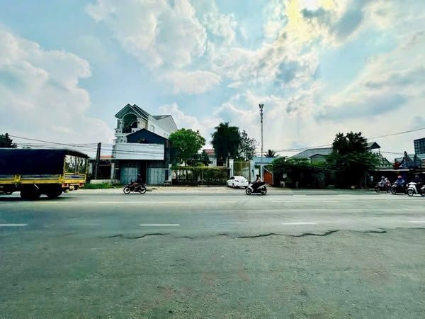 Bán 1.865m2 Đất Mặt Tiền Quốc Lộ 1A - Phường Tân Ngãi - Vĩnh Long.
