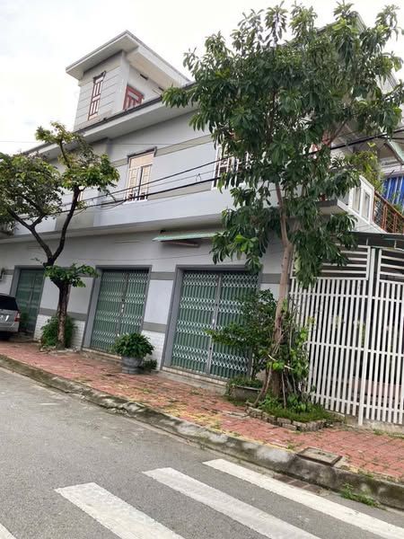 Nhà 1 trệt 1 lầu LÔ GÓC 2 mặt tiền đường PHAN BỘI CHÂU HÀ HUY GIÁP Khu TĐC Gò Cát 6 Long Tâm