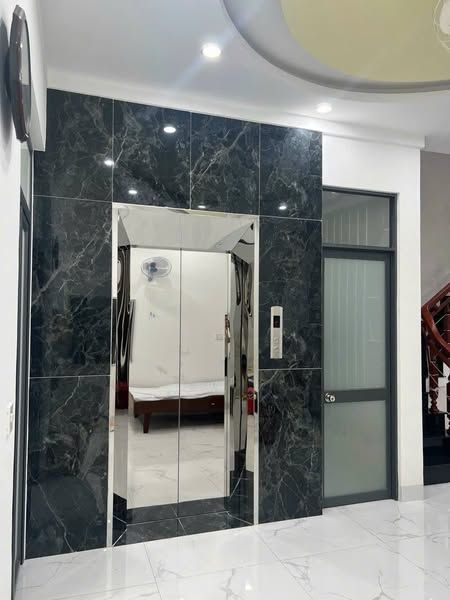 CHO THUÊ CĂN NHÀ MỚI ĐẸP MẶT TIỀN KINH DOANH TP BUÔN MA THUỘT