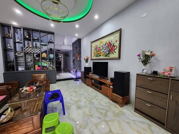 Nhà chính chủ ở Hoà An Cẩm Lệ chưa qua đầu tư, nhà xây tâm huyết chắc chắn, thiết kế đẹp.