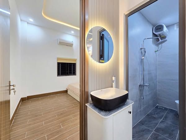 Chào bán nhà 3 tầng 2 mặt kiệt ô tô 5m Tôn Đản-Hoà Phát-Cẩm Lệ-Đà Nẵng