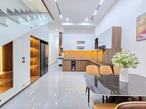Chào bán nhà 3 tầng 2 mặt kiệt ô tô 5m Tôn Đản-Hoà Phát-Cẩm Lệ-Đà Nẵng