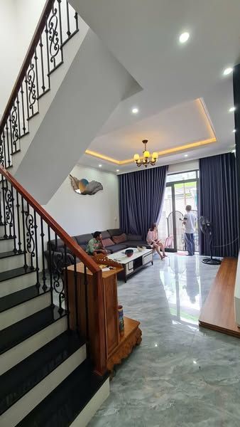 Bán Gấp gấp giá cực tốt 2tyxxx khu licogi 1 Trệt 1 lầu 1 Sân Thượng Đỗ Đúc