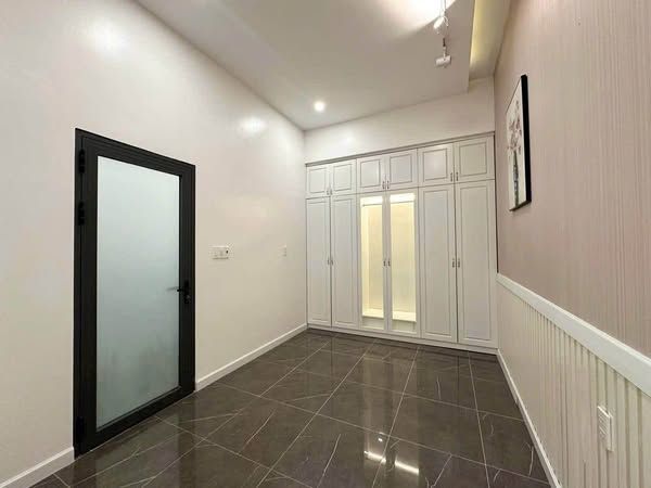 Bán nhà mặt tiền đường Lê Quang Định, Phường Vĩnh Quang, Rạch Giá, Kiên Giang