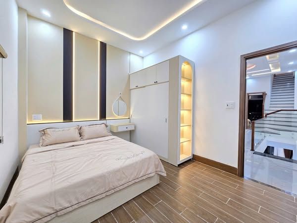 Chào bán nhà 3 tầng 2 mặt kiệt ô tô 5m Tôn Đản-Hoà Phát-Cẩm Lệ-Đà Nẵng