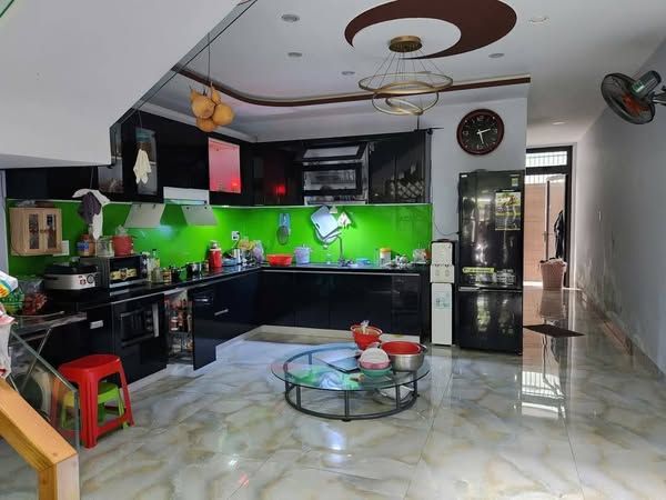 Nhà chính chủ ở Hoà An Cẩm Lệ chưa qua đầu tư, nhà xây tâm huyết chắc chắn, thiết kế đẹp.