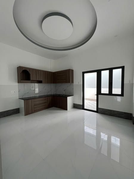 Bán nhà 1 trệt 1 lầu mới hoàn thiện đường 3/2 kdc Hoàng Phát phường 1 tp Bạc Liêu