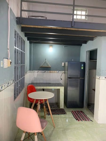 Cho thuê phòng trọ full nội thất như hình, tại địa chỉ: hẻm 3 đường lộ chánh môn A, p4, tp Tây Ninh