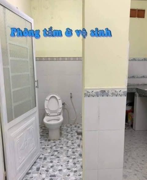 CHO THUÊ NHÀ GIÁP P8, HẼM PHÚ XUÂN , CÁCH QUỐC LỘ 1A KHOẢNG 50M