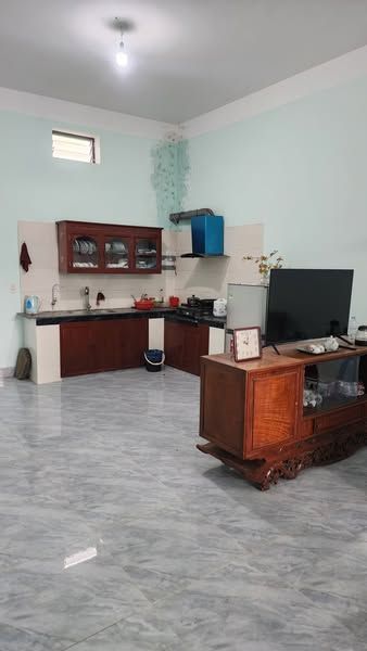 Cho thuê Nhà nguyên căn rộng, thoáng đầu ngõ 75 Đường Kim Bình, Tràng Đà, Tuyên Quang