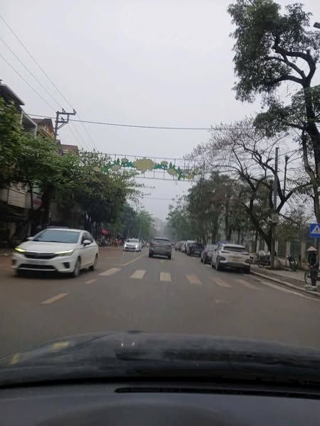 CHÍNH CHỦ CẦN BÁN NHANH CĂN NHÀ 2 TẦNG MẶT ĐƯỜNG YÊN NINH YÊN BÁI