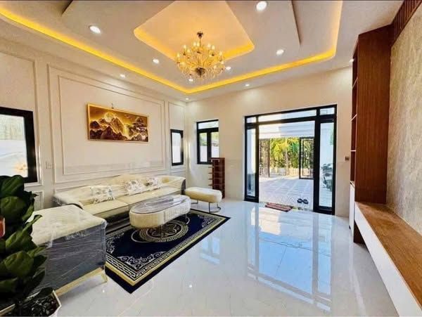 CHO THUÊ CĂN NHÀ MẶT TIỀN NHỰA. Đối diện đại học Tiền Giang cơ sở 2