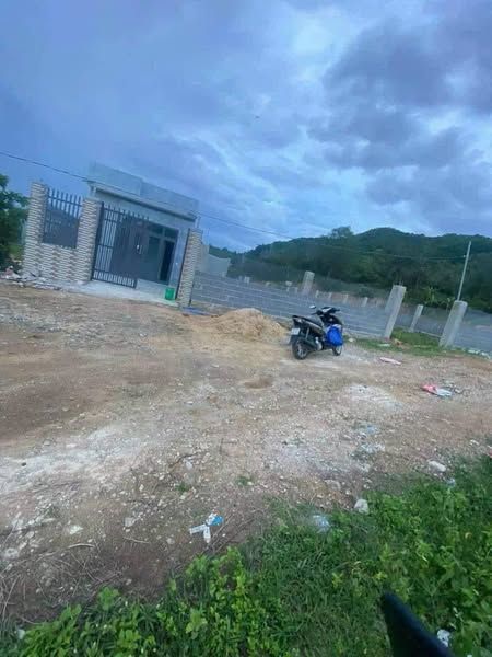 Cho thuê nhà nguyên căn ở cây xăng Hải Lâm đi vào, thuộc xã Phước Hưng, Long Đất