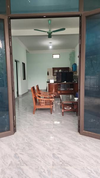 Cho thuê Nhà nguyên căn rộng, thoáng đầu ngõ 75 Đường Kim Bình, Tràng Đà, Tuyên Quang