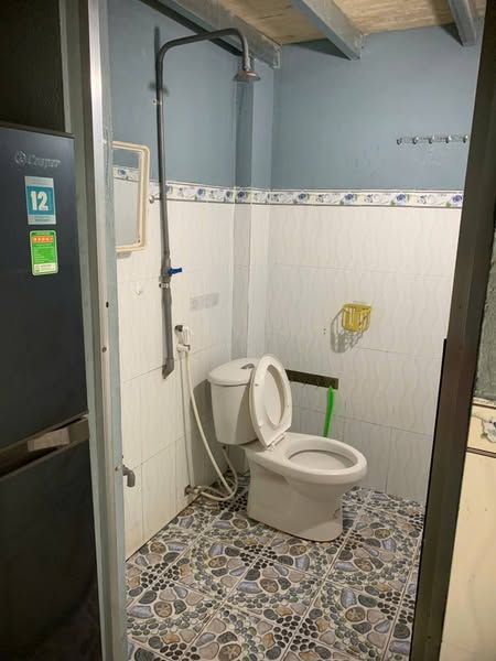 Cho thuê phòng trọ full nội thất như hình, tại địa chỉ: hẻm 3 đường lộ chánh môn A, p4, tp Tây Ninh