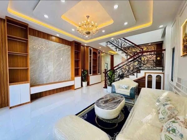 CHO THUÊ CĂN NHÀ MẶT TIỀN NHỰA. Đối diện đại học Tiền Giang cơ sở 2
