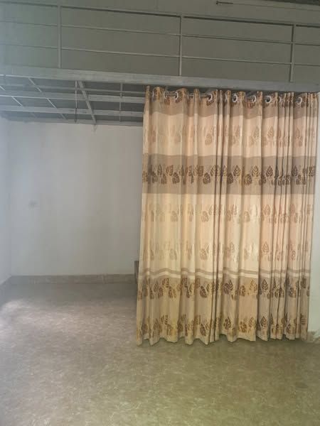 Em cho thuê phòng rộng 33m+12m gác xếpv126/53 Hoàng Quốc Việt, p.Đông Hải, tp.Thanh Hoá
