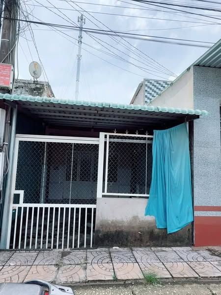 Bán nhà củ cấp 4 khu dân cư .Xã Đông Bình Thị Xã Bình Minh Vĩnh Long.cách cầu Ct chỉ 700m