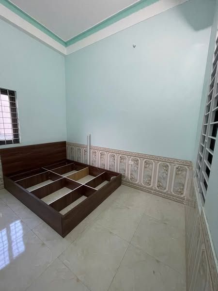 Mình còn 1 phòng trong nhà nguyên căn 3 tầng sạch sẽ gần bệnh viện Hợp Lực, Tây Bắc Ga Thanh Hoá