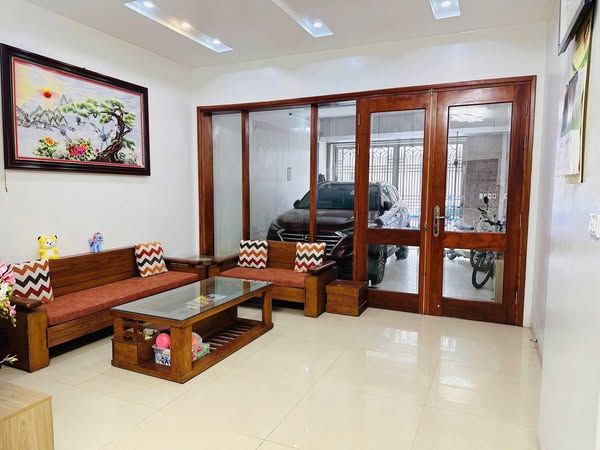 Liền kề KĐT Văn Quán - Hà Đông: 100m, 4 tầng, mặt tiền 5m, 26 triệu Nhà đẹp như ảnh