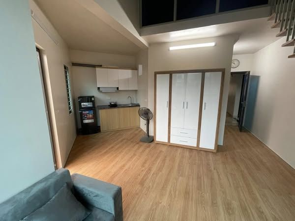 Cho thuê phòng 302 , diện tích 40m2, có gác xép 12m2 Phường Gia Cẩm - TP Việt Trì