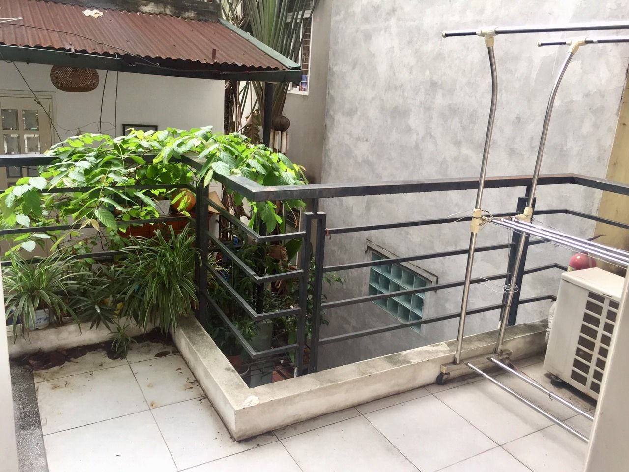 CHO THUÊ CĂN HỘ ĐẦY ĐỦ TIỆN NGHI – PHỐ NGỌC HÀ, ĐỘI CẤN