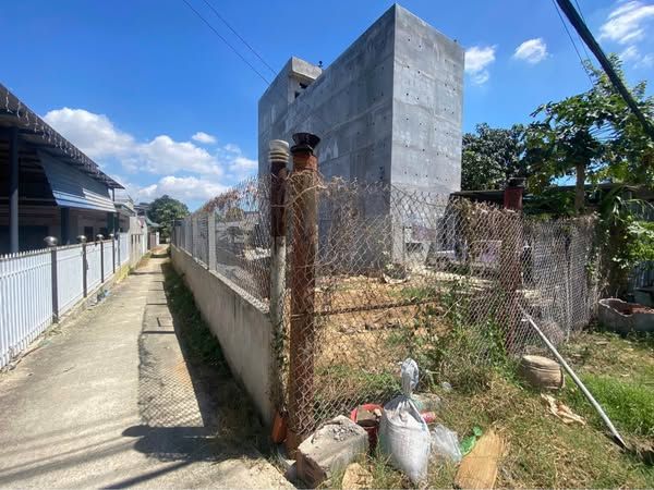 CẦN BÁN NHÀ YẾN 4 TẦNG MẶT ĐƯỜNG 2/8 , PHƯỜNG ĐÔ VINH. TP PHAN RANG