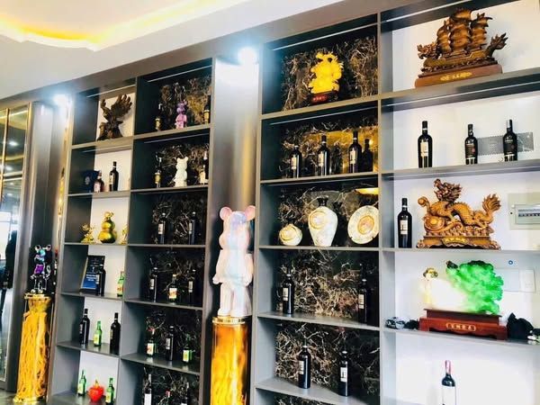 Cần Bán căn villa nội thất cao cấp thuộc khu nghỉ dưỡng sang trọng An Sơn phường 4 Tp Đà Lạt .