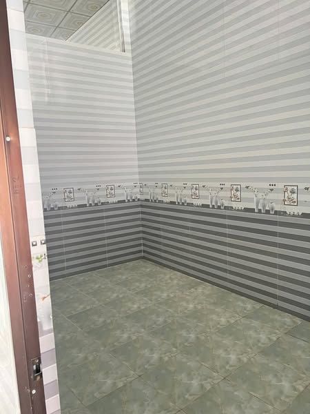 CHO THUÊ NHÀ MỚI XÂY CẤP 4 MỸ HOÀ CẶP RẠCH ÔNG MẠNH LONG XUYÊN AN GIANG
