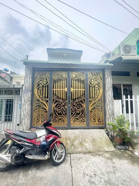 Cho thuê nhà đẹp, mới 1 trệt 1 lầu 1 phòng ngủ 1 toilet mặt tiền P2, TP. Tân An, tỉnh Long An.